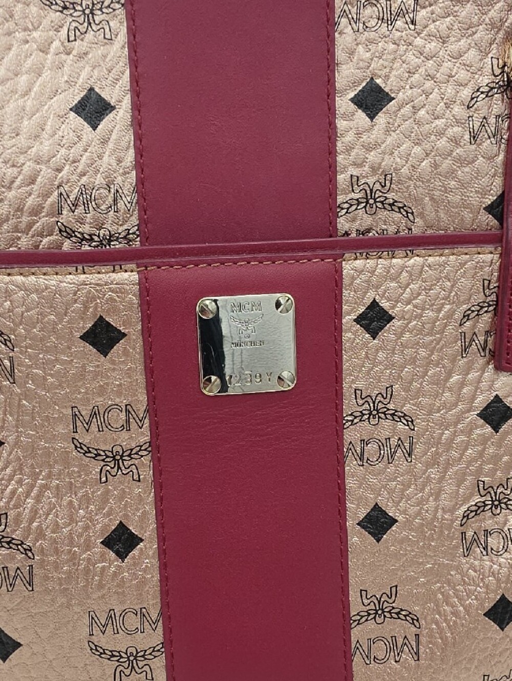 MCM Rose Gold Metallic Vietos Burgundy Stripe Gold Hardware Large Tote (EUC)✨️ - Picture 5 of 15